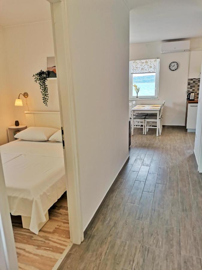 Apartment Roman Betina  Exteriér fotografie