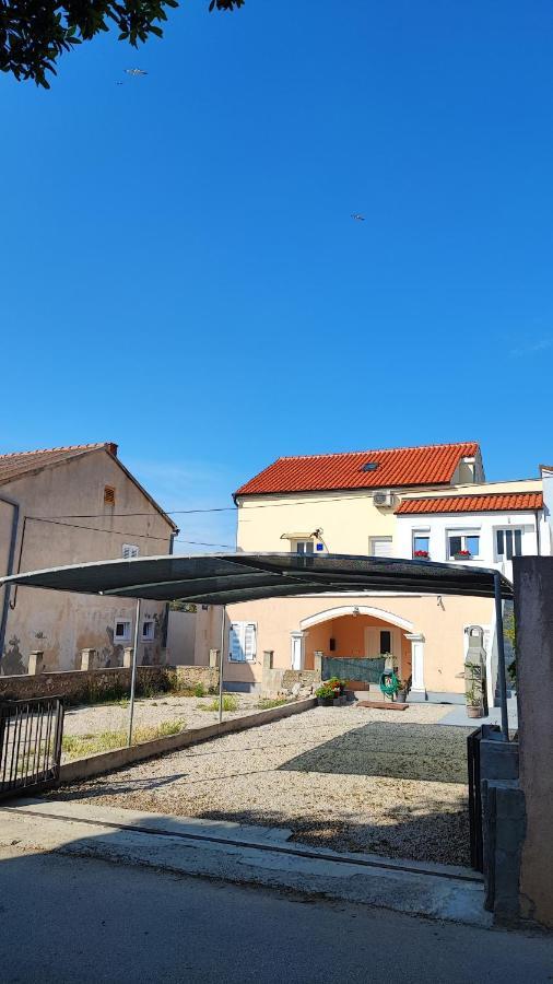 Apartment Roman Betina  Exteriér fotografie